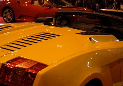 Lamborghini and Ferrari : click to zoom picture.